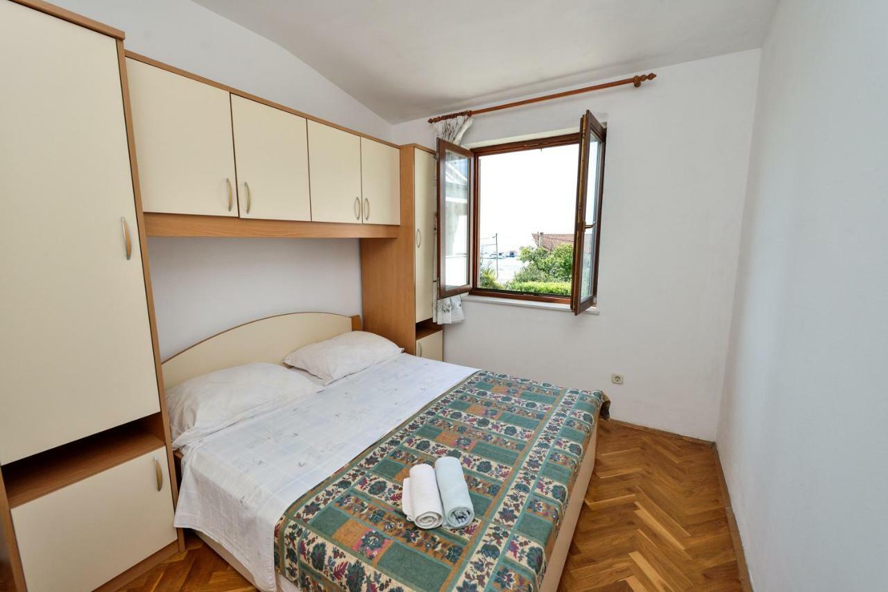 Apartments Ana Petrčane Extérieur photo