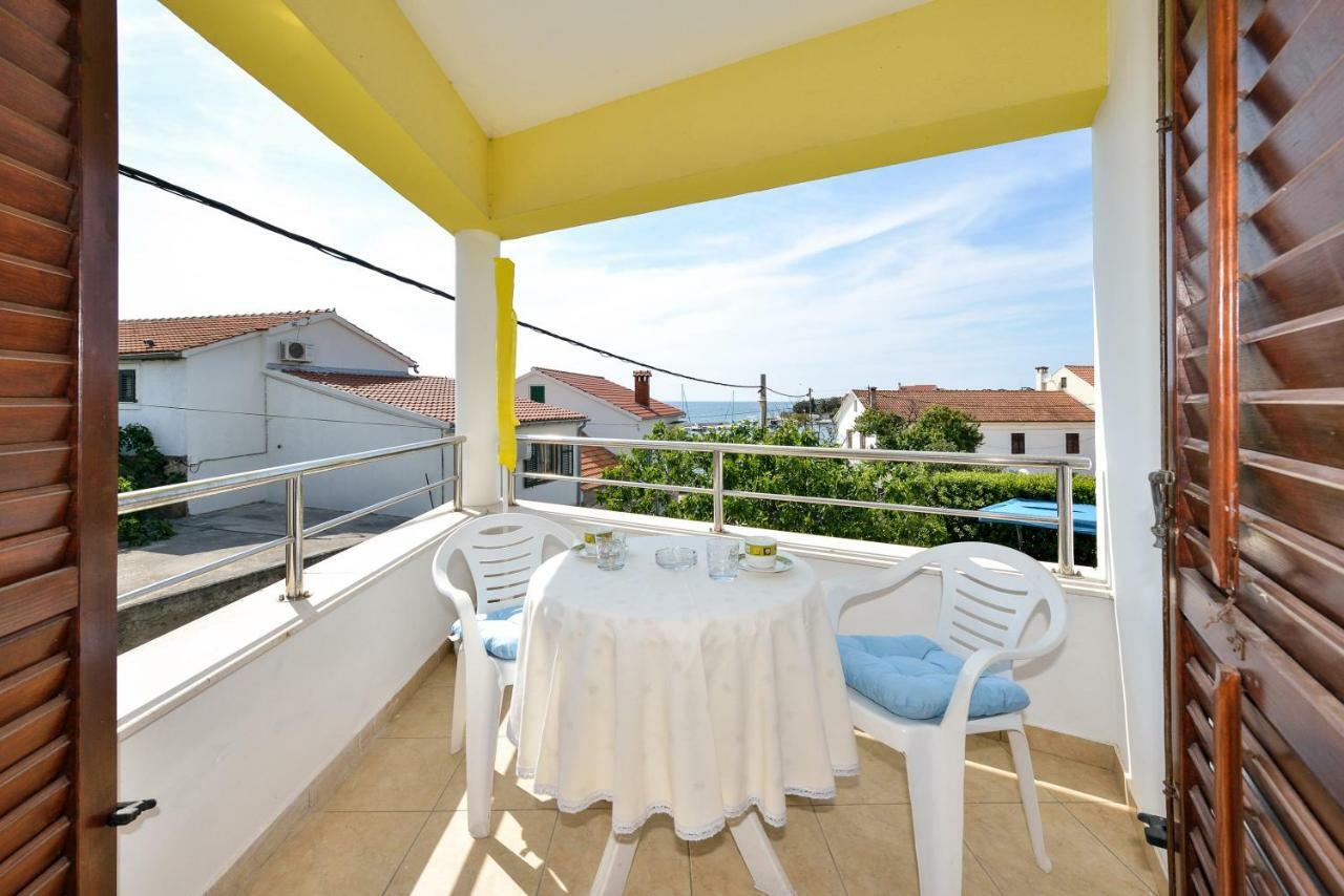 Apartments Ana Petrčane Extérieur photo