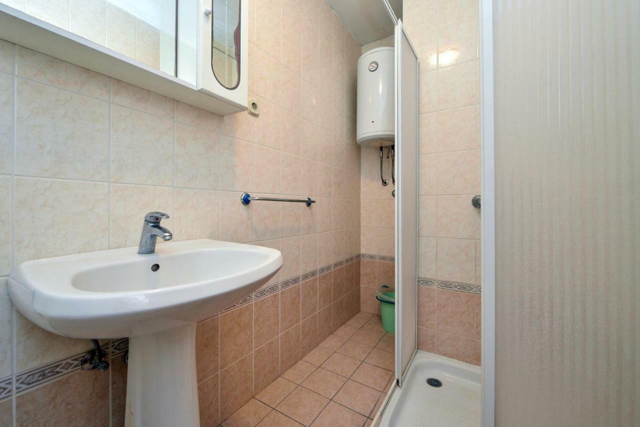 Apartments Ana Petrčane Extérieur photo