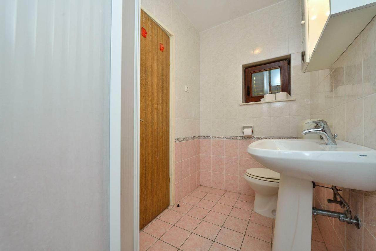 Apartments Ana Petrčane Extérieur photo